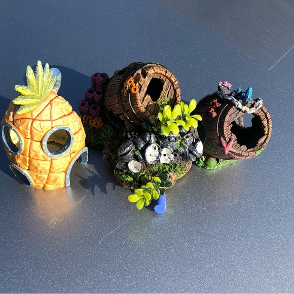 Fish Tank Decorations Set (Lot Of 9) - Picture 12 of 15